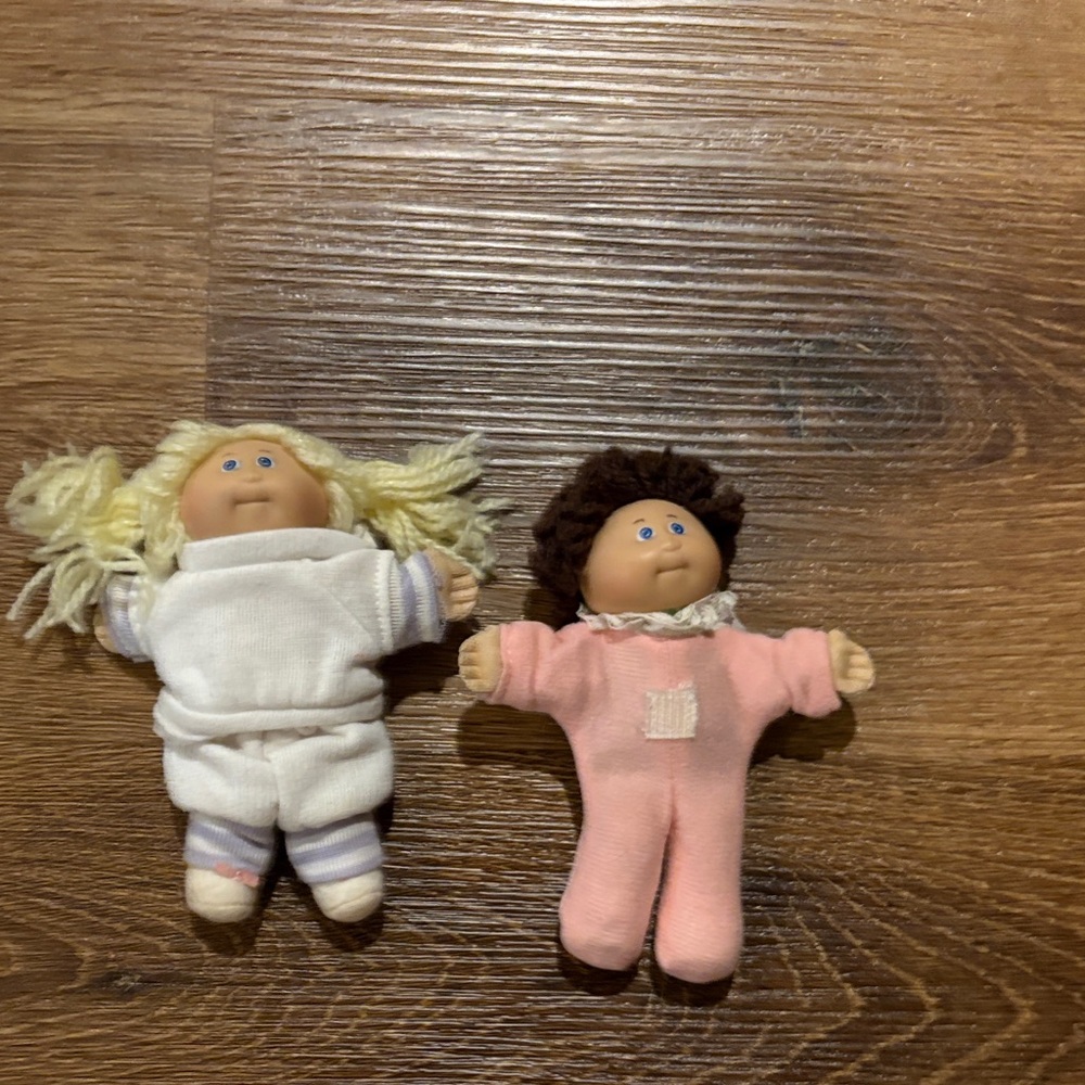 Vintage mini cabbage, patch kids, Charming Blonde and Brunette Doll Set